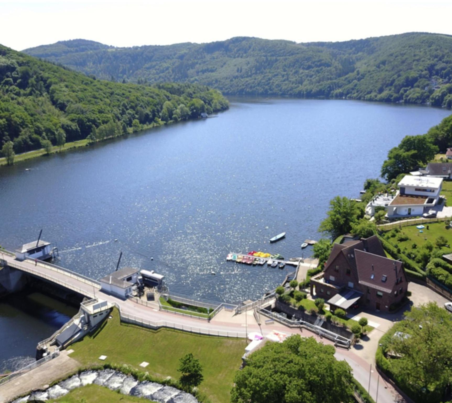 Hotel Haus Seeblick Apartments Am See Obermaubach Exterior foto